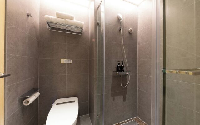 East Sacred Hotel Beijing