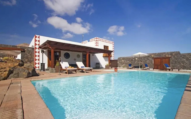 Casa Rural Hero With 5 Bedrooms and 4 Bathrooms