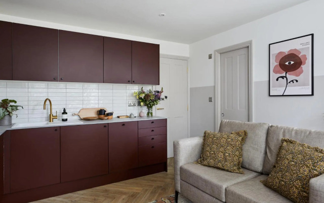 Pontcanna by Black Door Stays