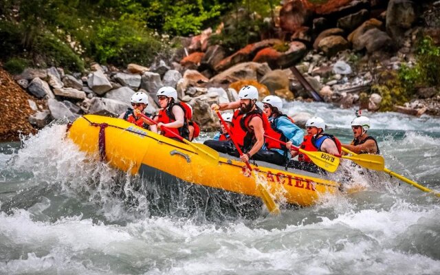 Whitewater Lodge