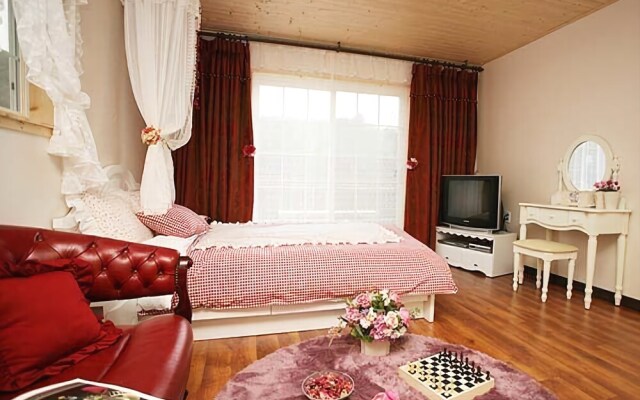 Hongchen Amorita Pension