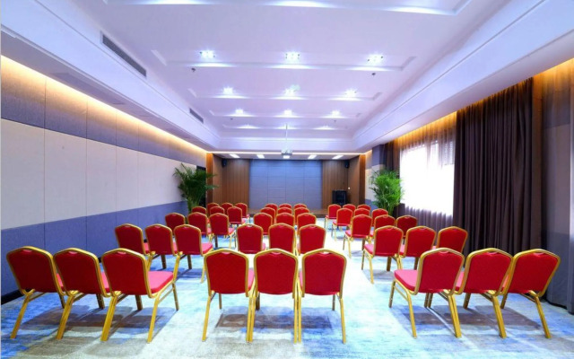 Fancy Inn (Zhengzhou YOYOPARK Shopping Park Branch)