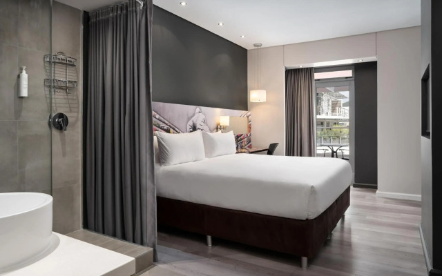 Protea Hotel Fire & Ice by Marriott Cape Town