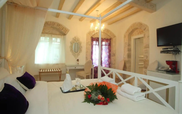 The Aigli 1800 Boutique Hotel