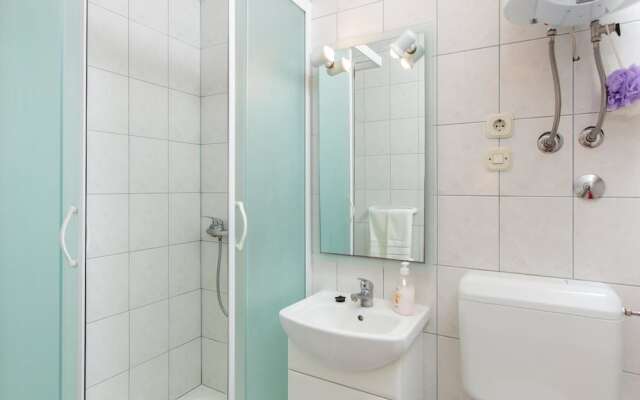 Apartments Marija Vinisce