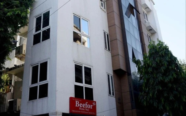 OYO 9536 Bee For Home Stay