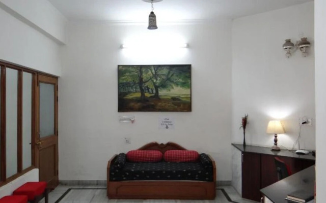 Goroomgo Super Home Stay Agra