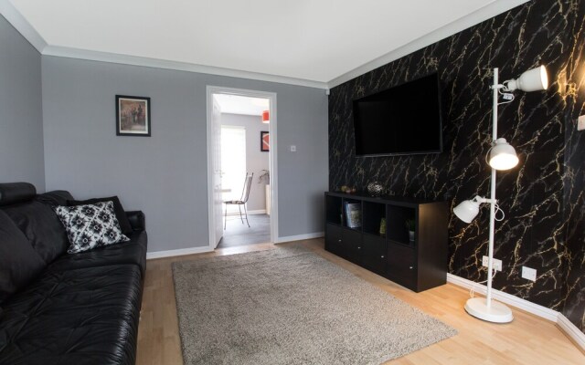 Lomond Serviced Apartments - Muir House