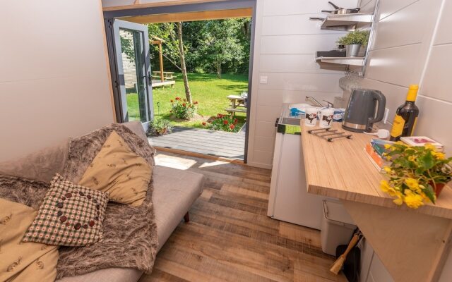 Sunset Cabins at The Oaks Woodland Retreat