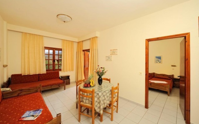 Maria Lambis Apartments