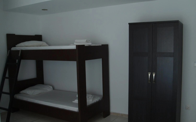 Carina Hotel - Image 6