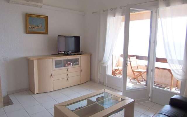 YVETTE MINI-VILLA - FACING THE SEA Apartment 2