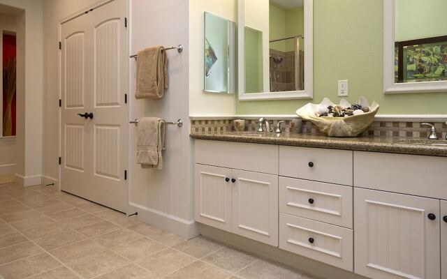 N Kaniku Unit 2002 - 3 Br Townhouse