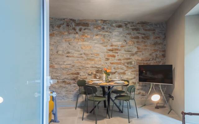 Gaia Suite Nearby Urio s Castle