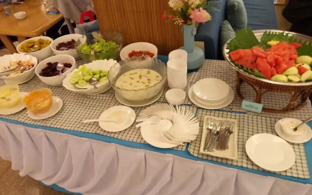 Bay Hotel Srinakarin