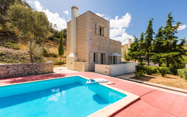 Maroulas Villa Estate