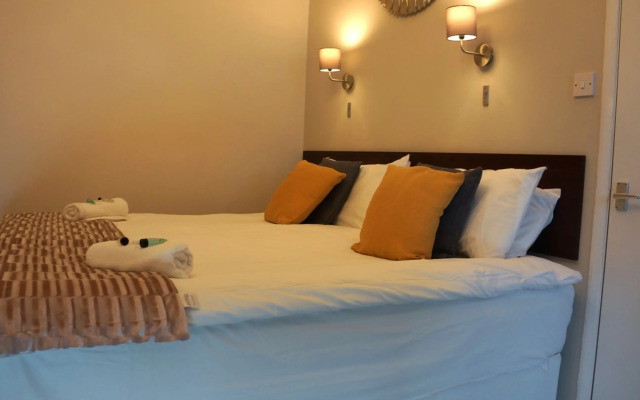 OYO Oban Hotel