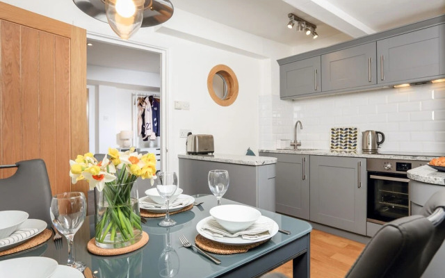 35 The Salcombe