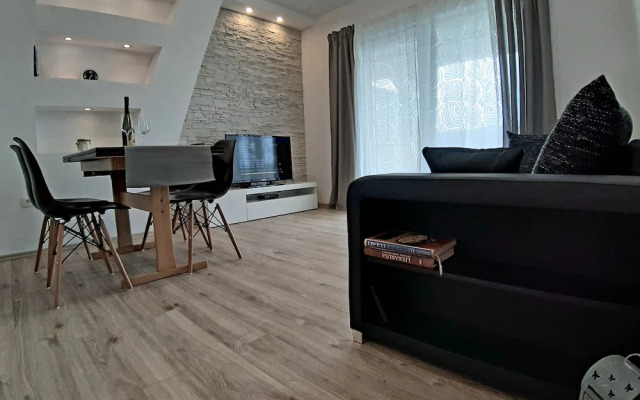 Modern Apartment With Seaview