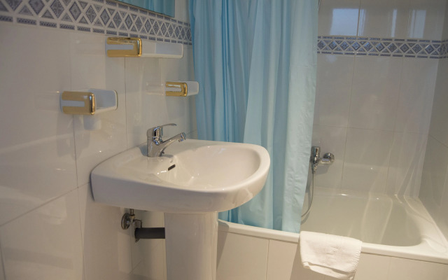 El Pico De Santillana