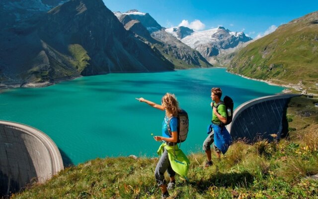 Spacious Chalet in Taxenbach With Sauna