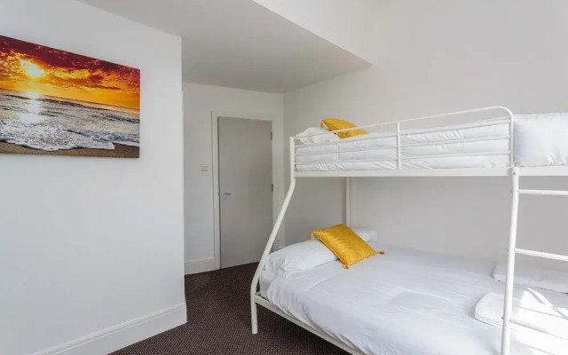 Cherry Property - Mango Suite