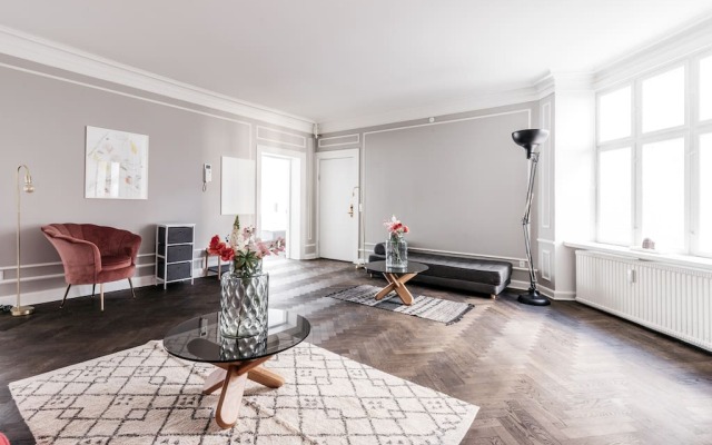 ★CPH's Finest - 220SQM Luxury Apt - City central!★