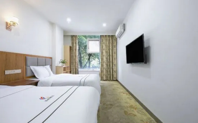 Shengbai Theme Hotel (Jiangbei Airport Branch)