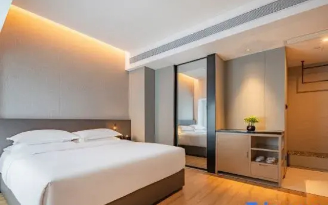 Lusun Hotel (Changsha Lugu Zhongdian Software Park)