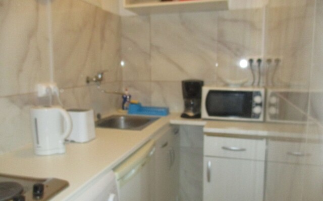 Azur Best Housing Cousin