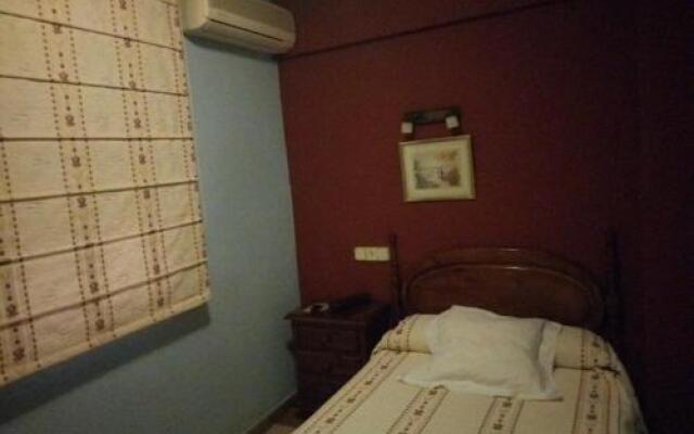 Hostal Residencia Castilla