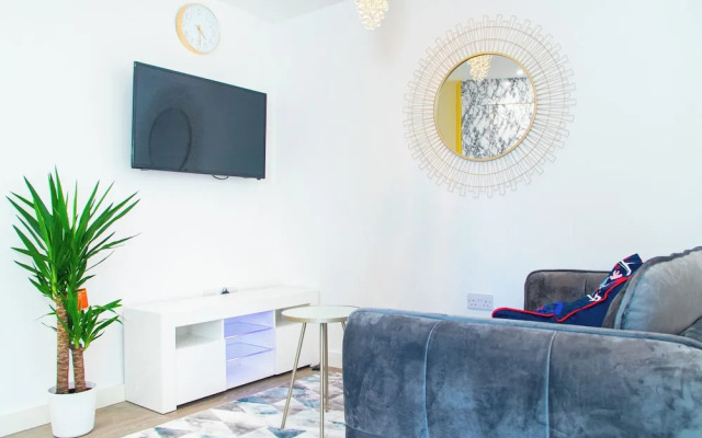 Sheffield City Apartment Retreat