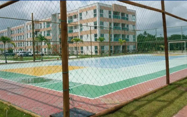 Muro Alto Condominio Club - By AF