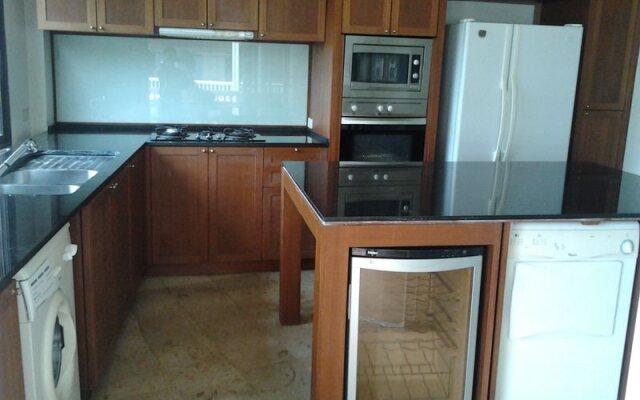 Baan Somprasong Apartment