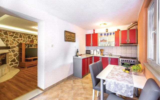 Beautiful Home in Makarska With Wifi and 1 Bedrooms