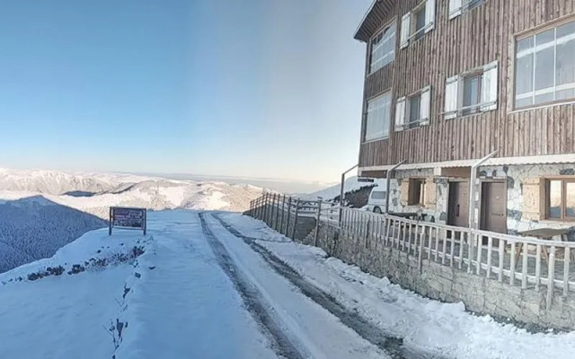 Migroras Otel & Restaurant - Karestel Yaylasi