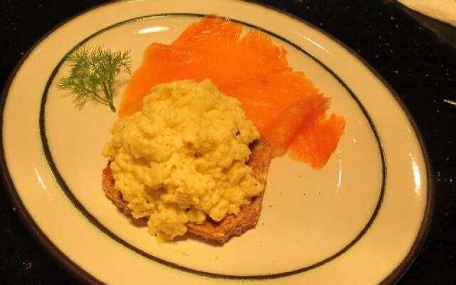 Holmleigh House Bed and Breakfast