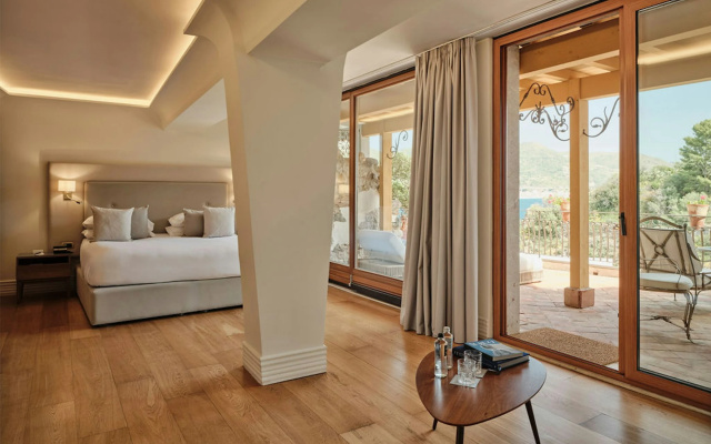 Atlantis Bay - The Leading Hotel of the World