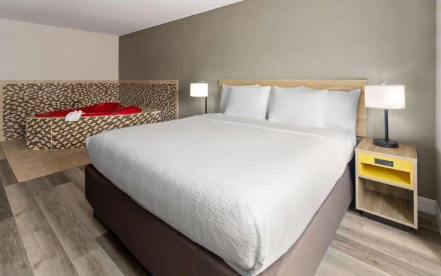 Days Inn By Wyndham Jackson Downtown