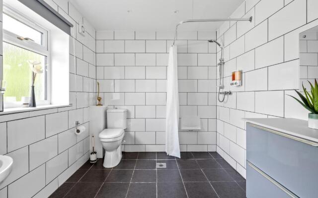 Number 3, Lytton Tree Lodge, Reydon, Southwold