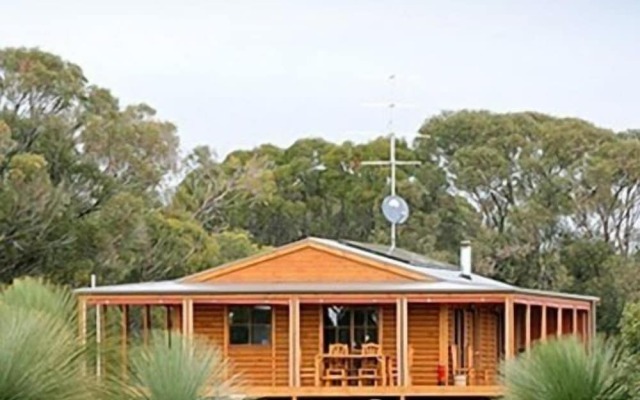 Eleanor River Homestead