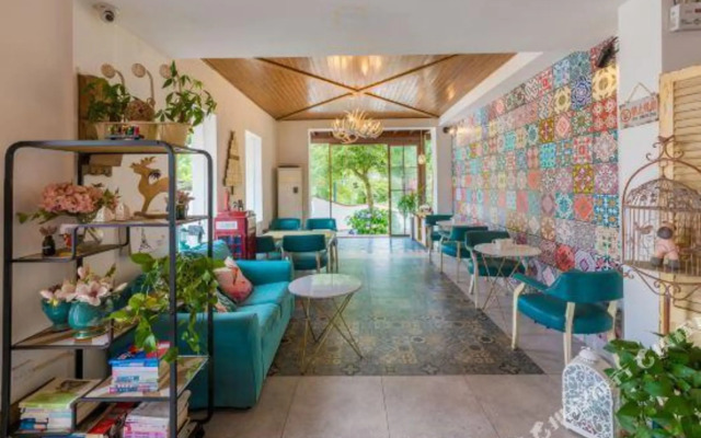 Youshan Courtyard Villa Hotel