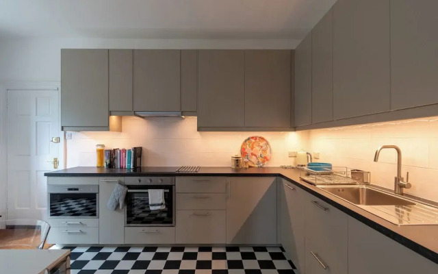 Somerset House - Charming Period 1BD