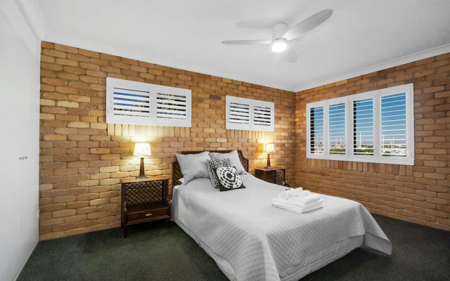 Illawong Apartments