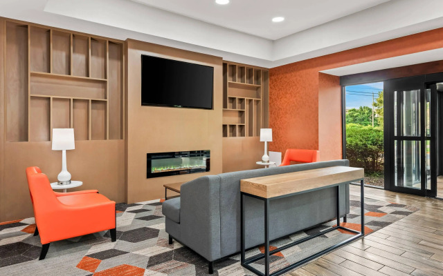 Comfort Inn Largo-Washington DC East