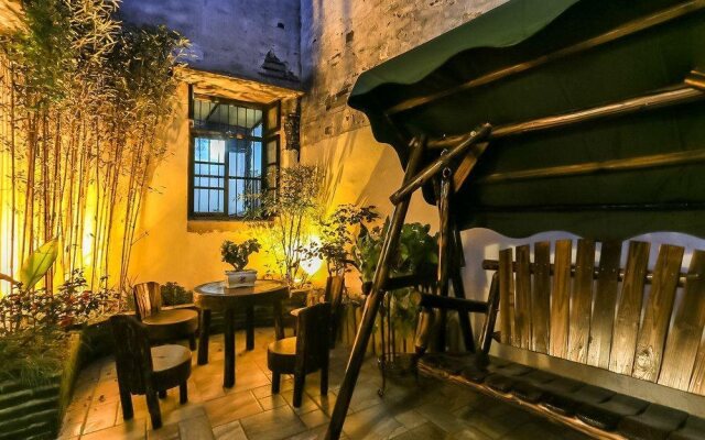 Wuzhen Sijing Courtyard Inn