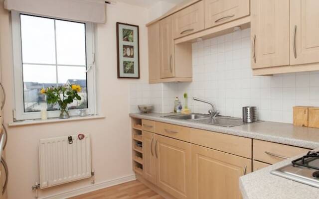 Cozy, Complete Flat for 4 in Leith