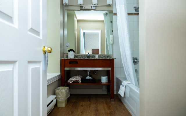 Quality Inn & Suites