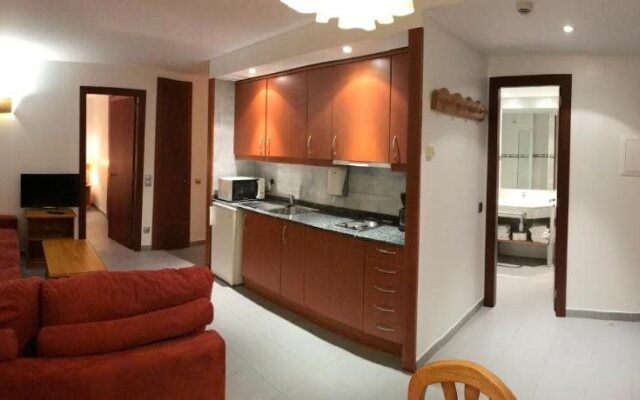Apartamentos Turísticos Roc Del Castell