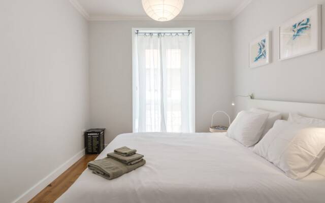 Penha1 · Lisbon's Charming and Bright Apartment